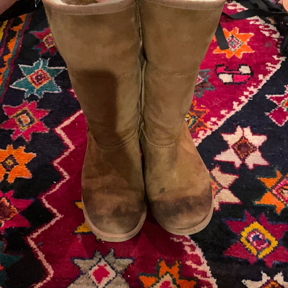 Size 7 UGG